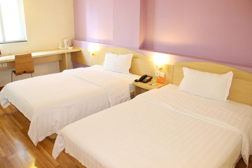7Days Premium Chongqing Hongqihegou Hotel Luaran gambar
