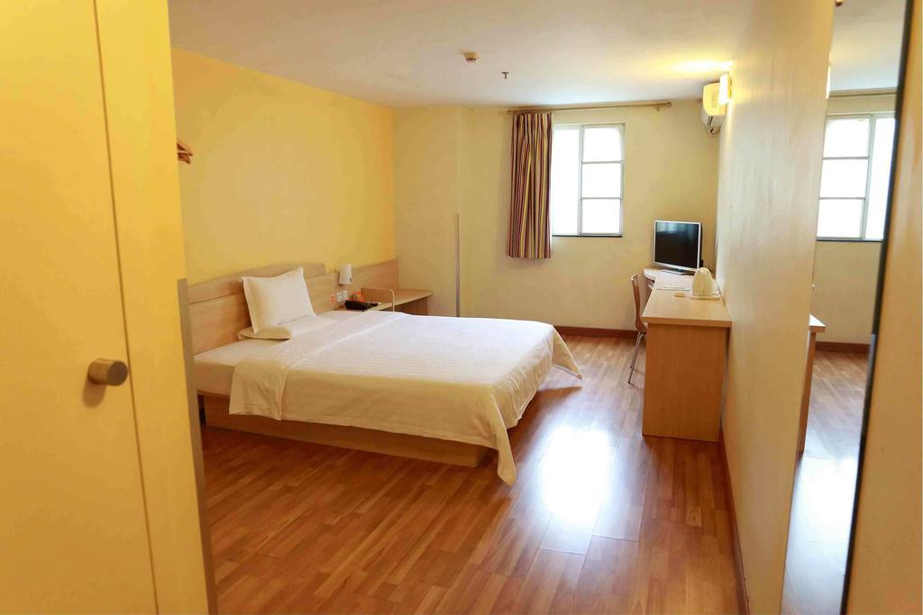 7Days Premium Chongqing Hongqihegou Hotel Bilik gambar