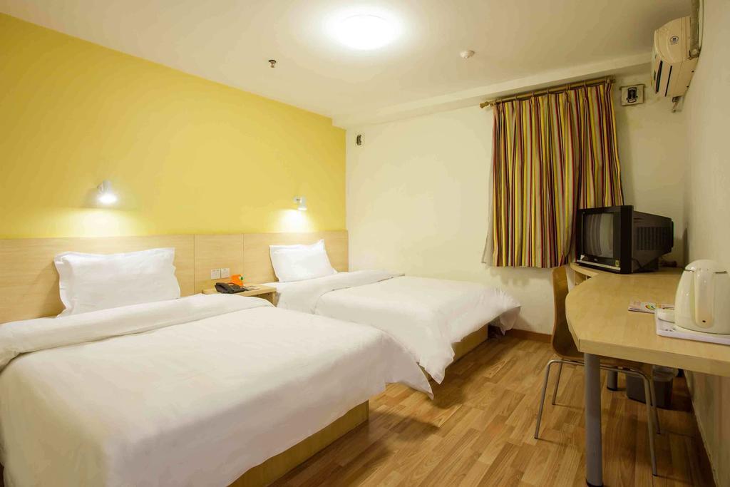 7Days Premium Chongqing Hongqihegou Hotel Bilik gambar
